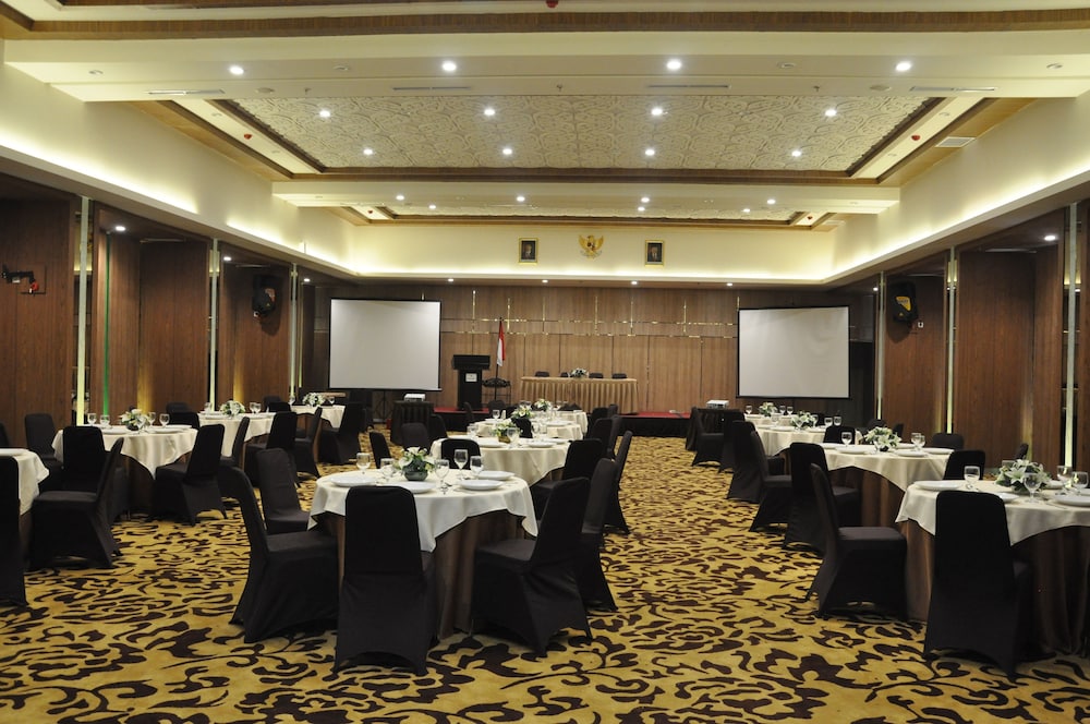 Sala View Hotel 55/59