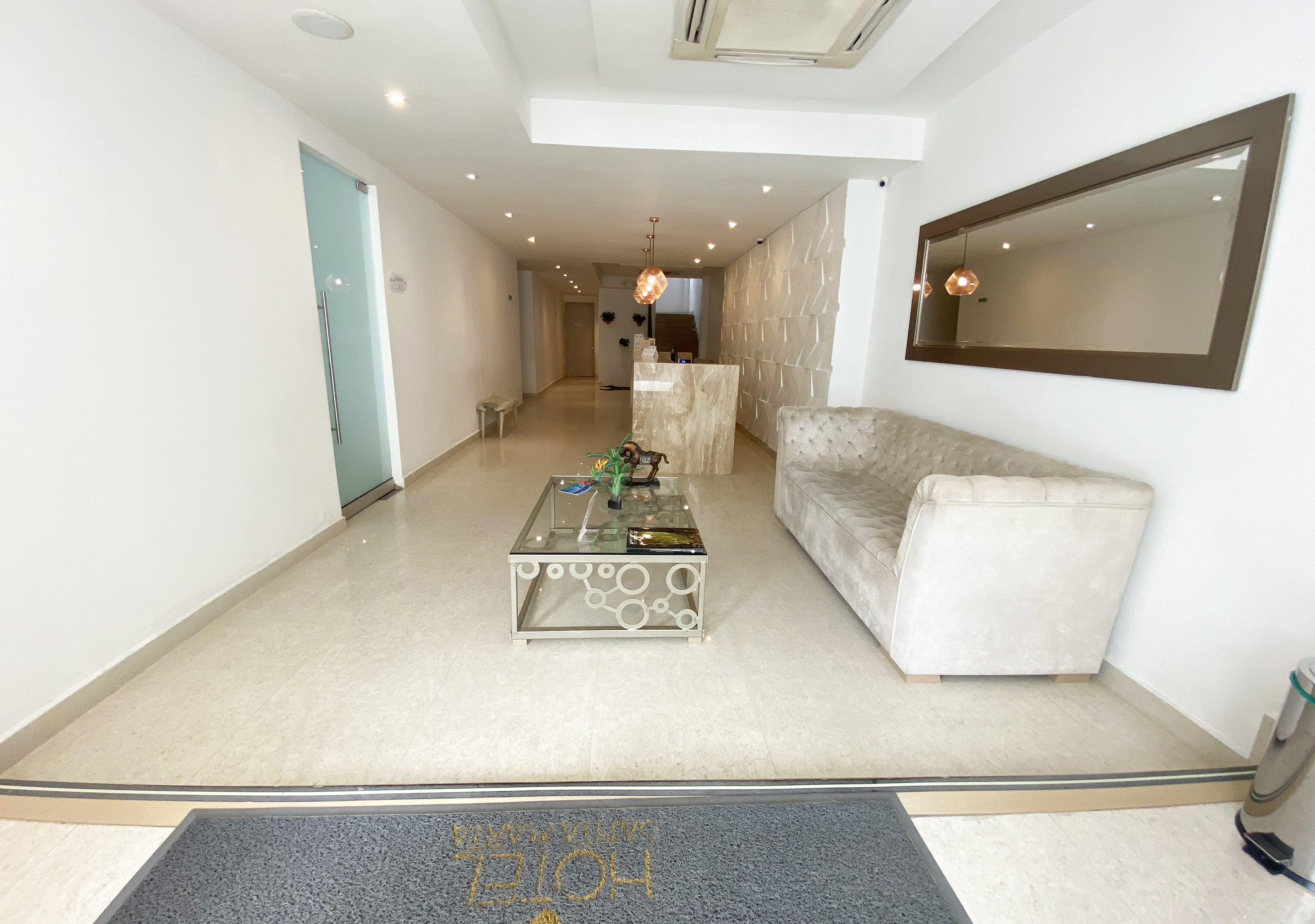 HOTEL 1525 14/20