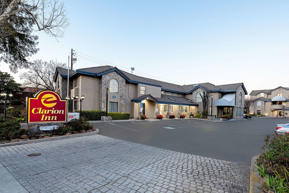 Clarion Inn Silicon Valley photo3