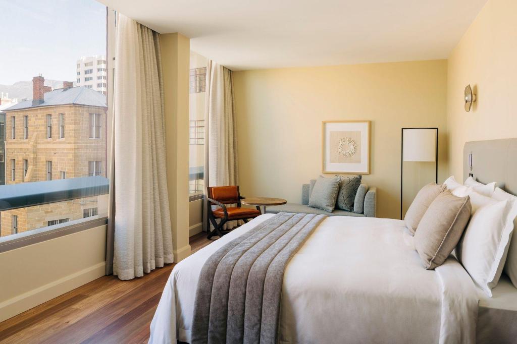 1 Bedroom, Roof Top, Presidential, Aurora, Suite, King Bed, Water View, Terrace