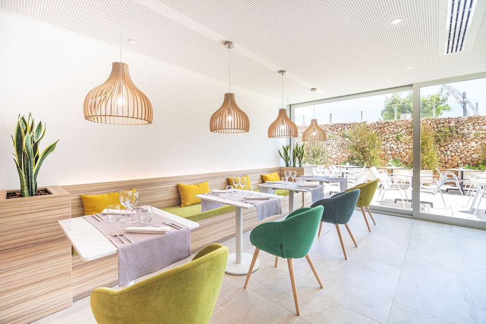 Js Portocolom Suites 30/50