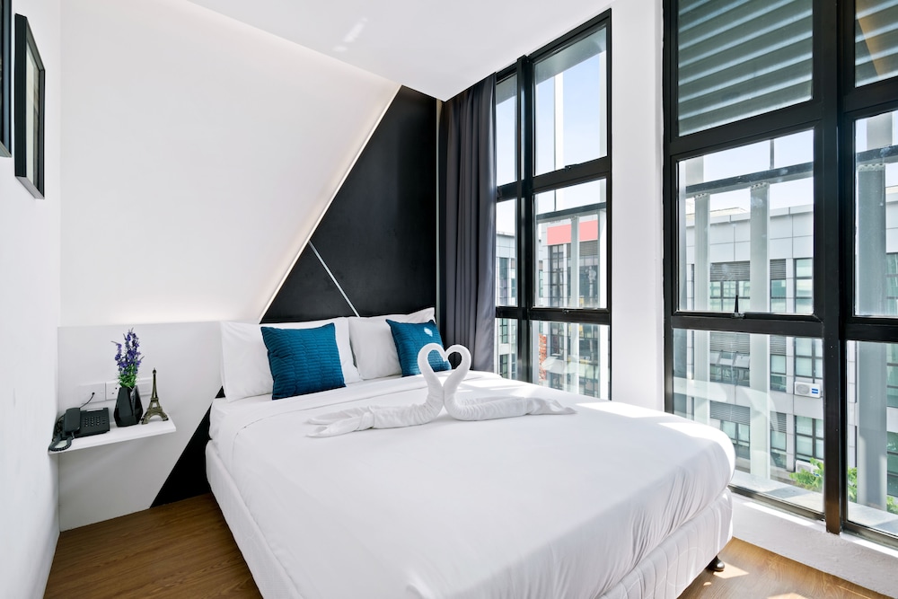 Rica Hotel Usj 26/41