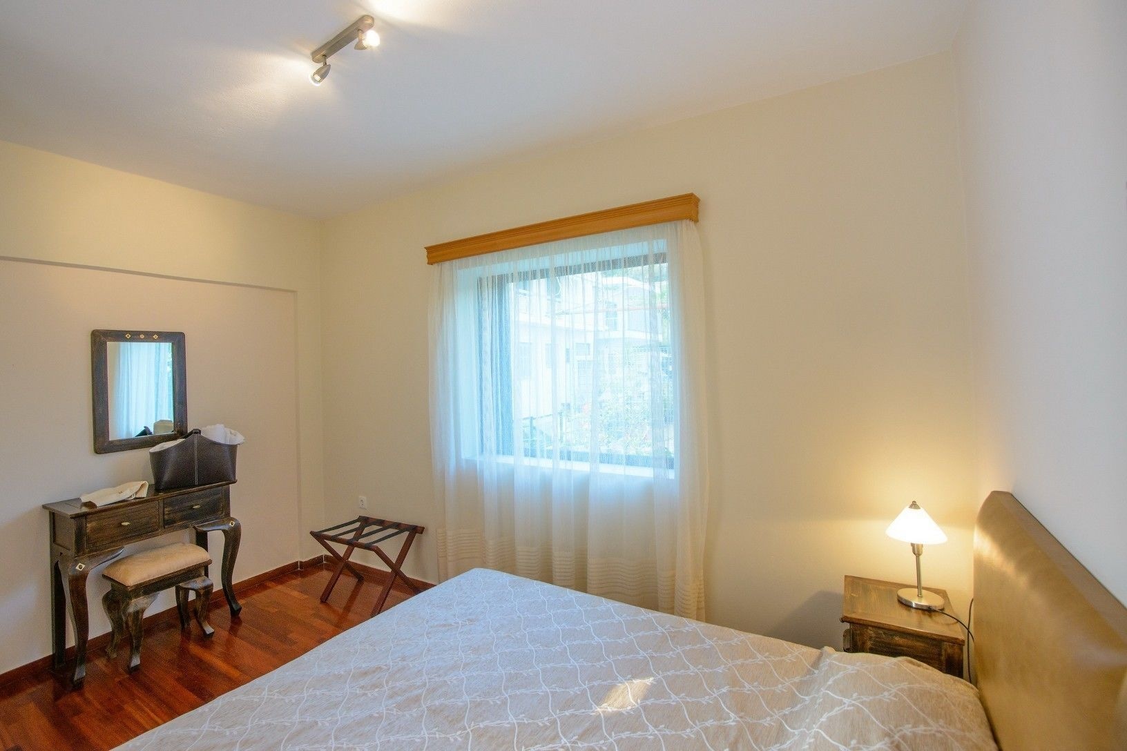 2 BEDROOMS, APARTMENT, SEA VIEW
