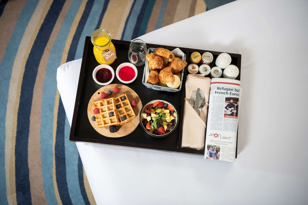 فندق راديسون بلو جدة كورنيش(RADISSON BLU HOTEL, JEDDAH CORNICHE) 52/68