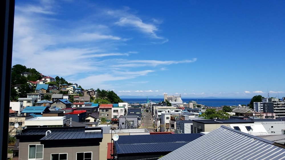 Little Barrel Guest House - Hostel 74/81