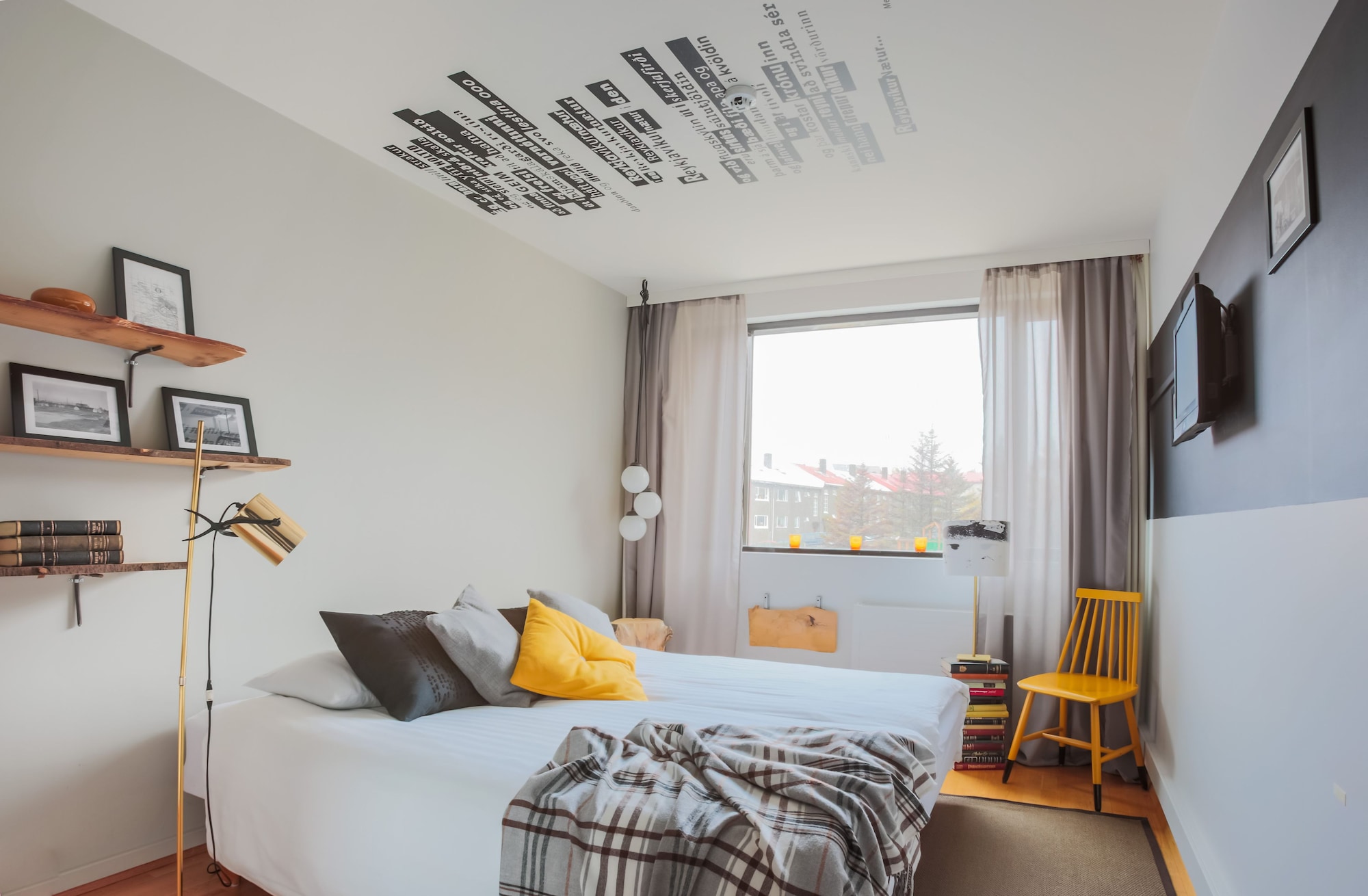 STANDARD, DOUBLE OR TWIN BED