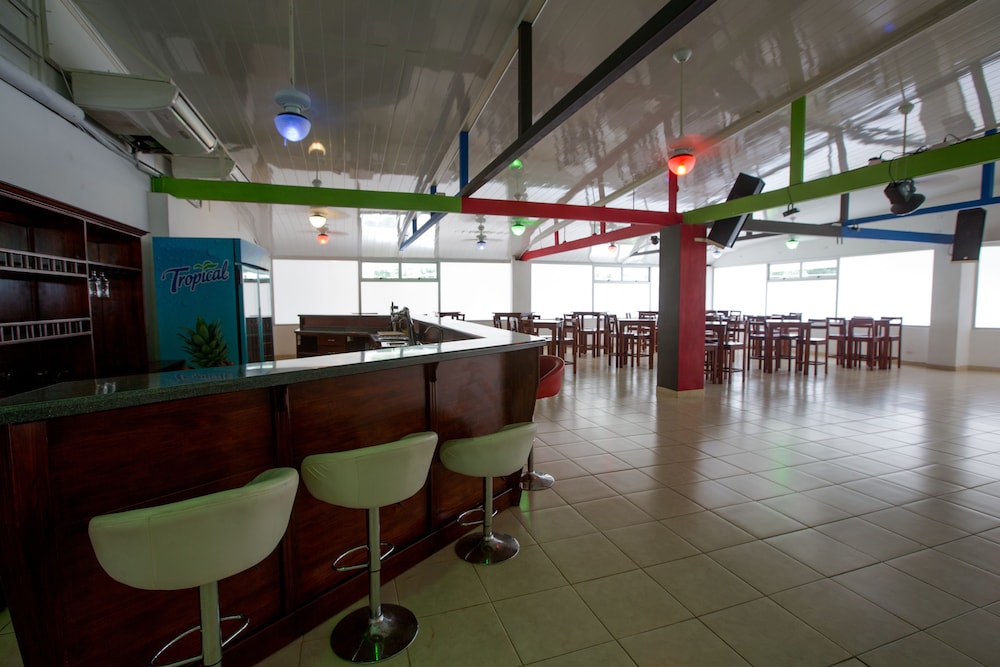 Hotel Arenas Punta Leona 43/66