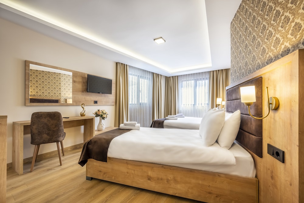 Emin Palace Hotel 13/22