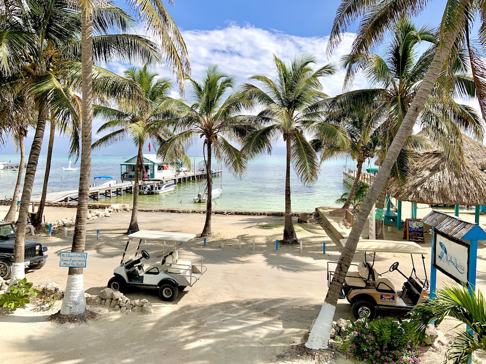 Aquavista Beachfront Suites 17/29