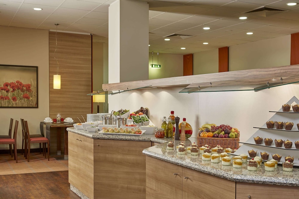 Heiner Hotel Darmstadt 26/31
