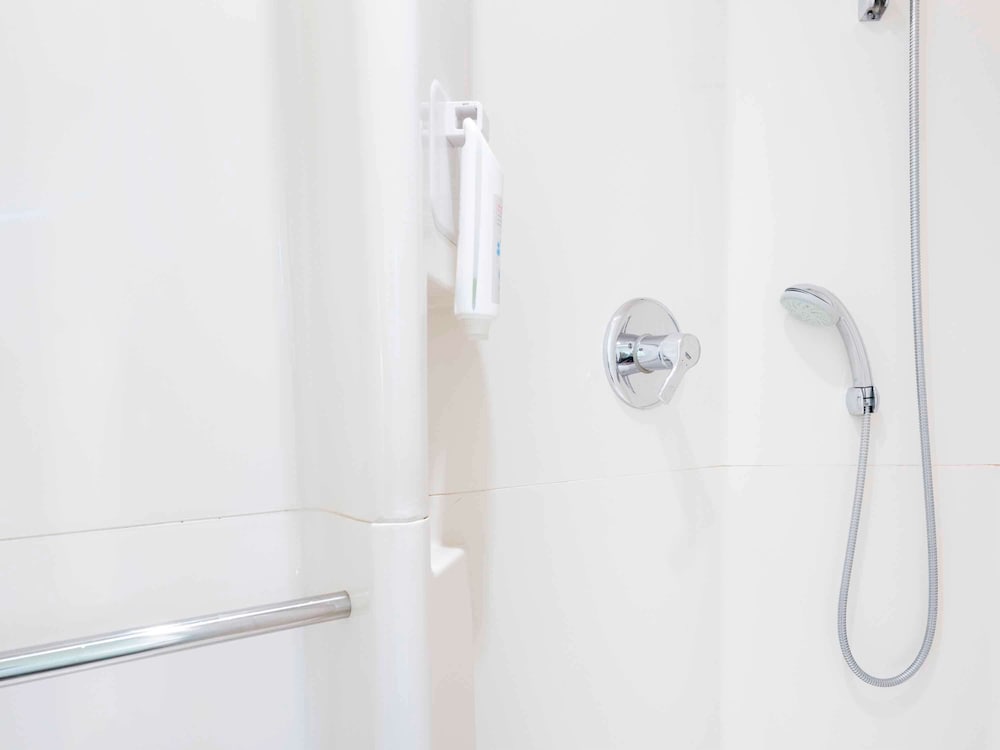 Ibis Budget Paris Porte De Montmartre 34/60