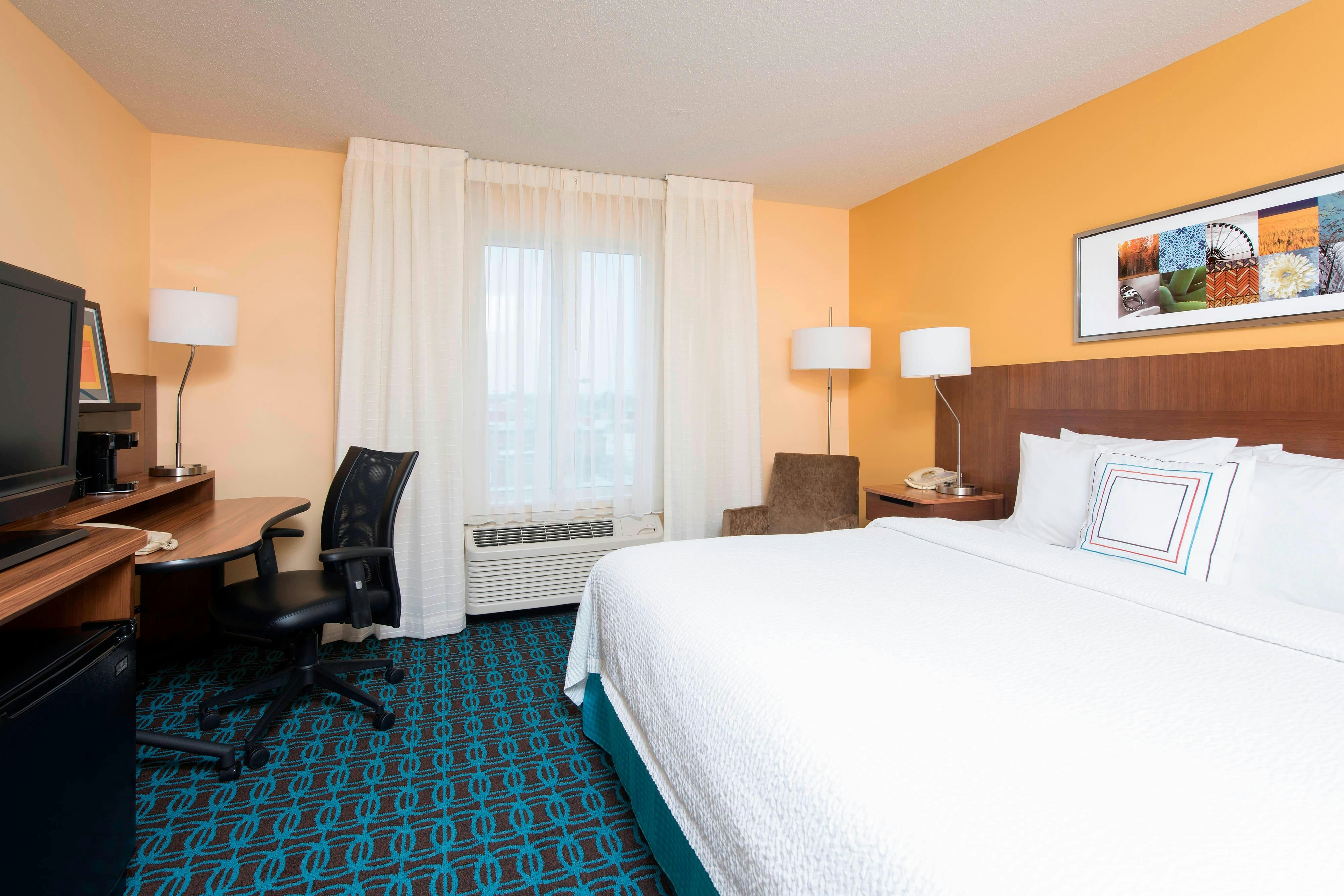 Room at Fairfield Inn Suites Chicago St Charles, ST CHARLES - IL