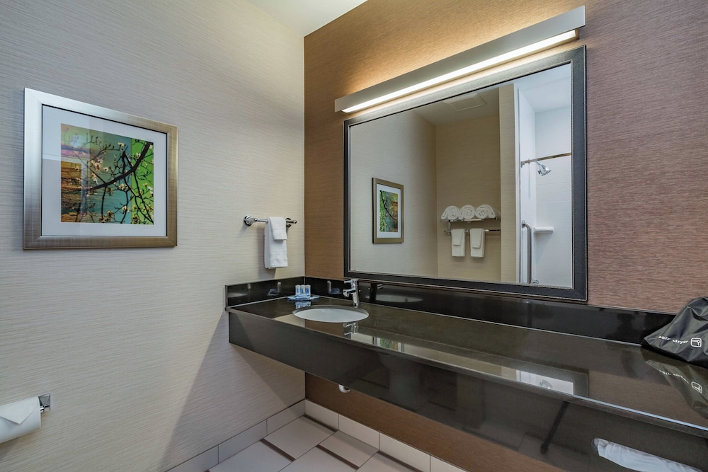 جناح بسريرين كوين مع أريكة، Fairfield Inn And Suites By Marriott Elkhart 2/2