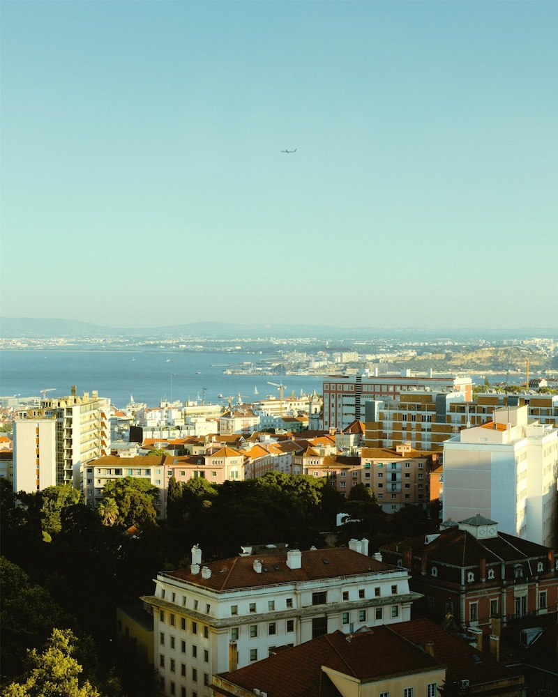 Dom Pedro Lisboa 45/50