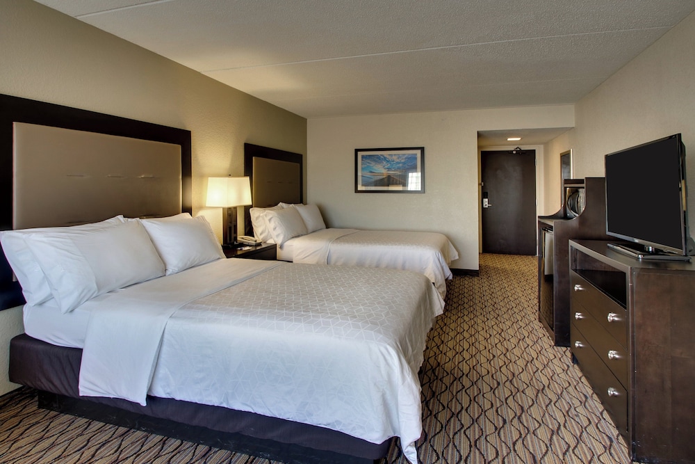 Holiday Inn Express Baltimore-Bwi Airport West 26/70