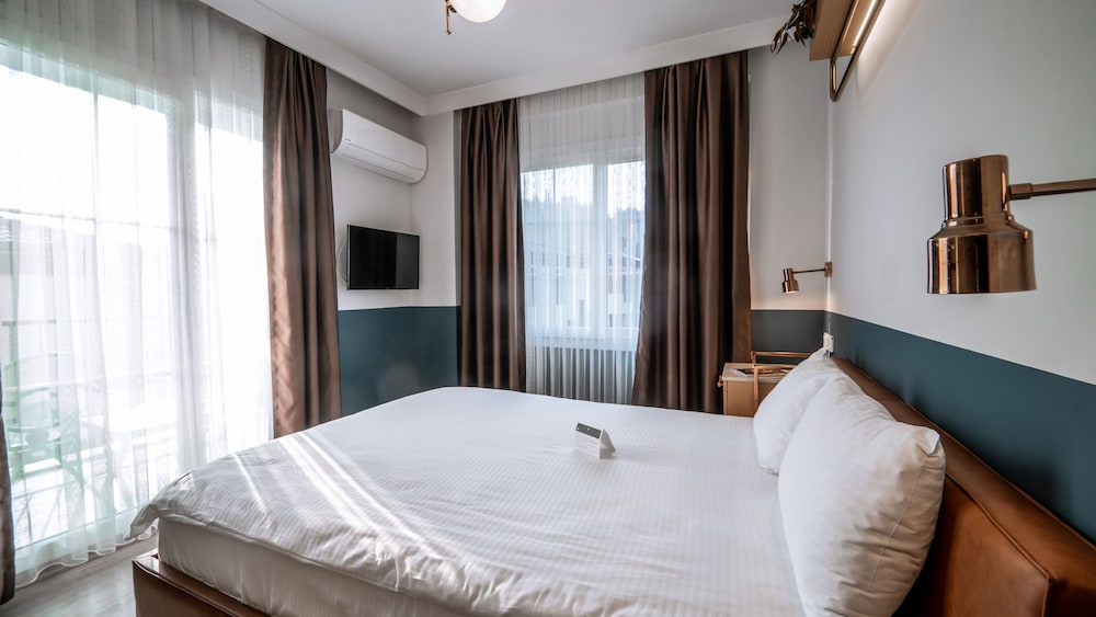 Urla 1867 Hotel 10/50