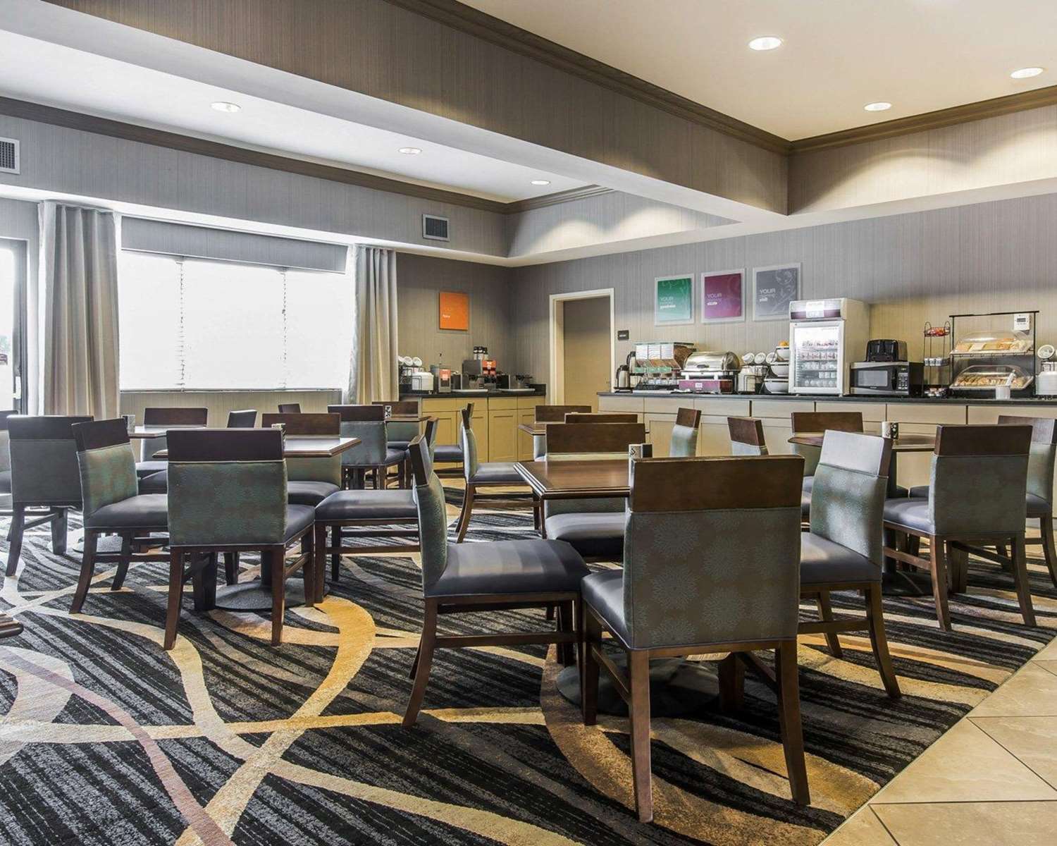 Comfort Inn Sullivan 19/30
