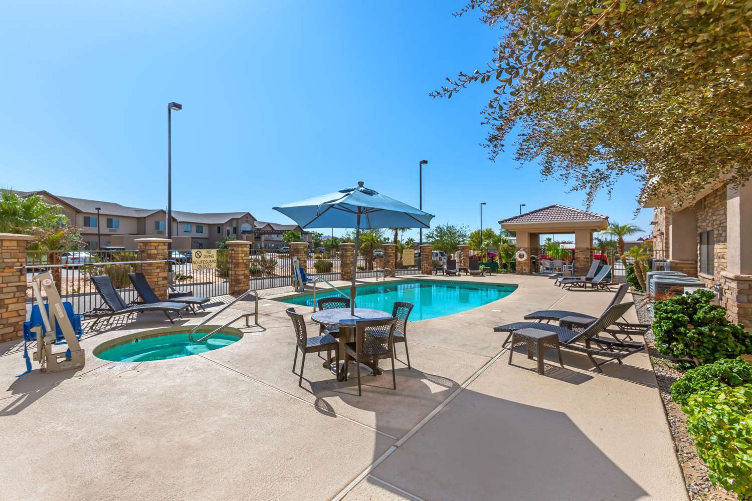 Comfort Inn & Suites Yuma I-8 14/14