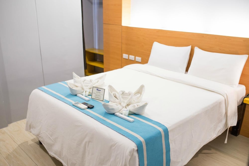 Viven Hotel 13/39