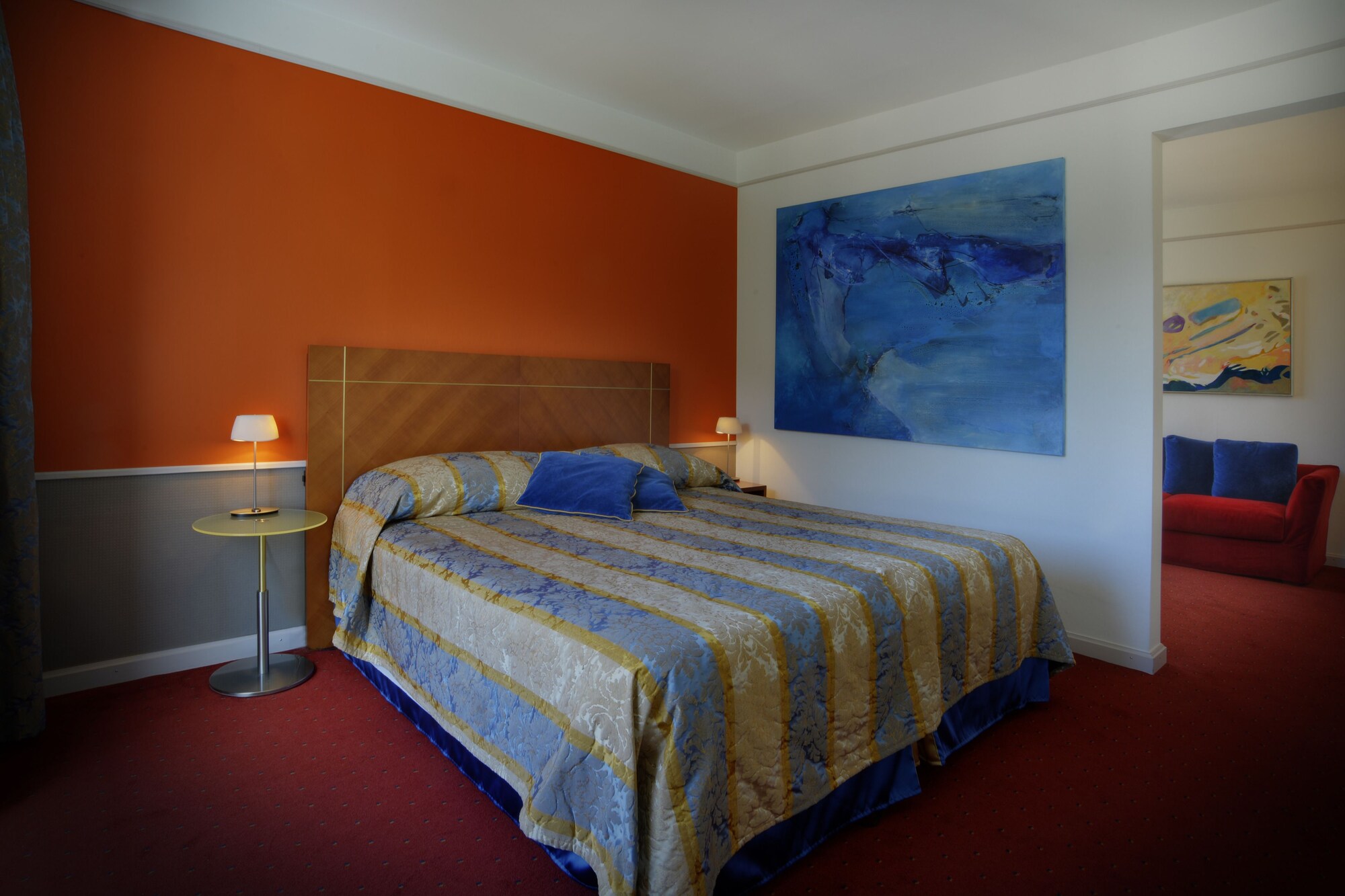 Suite, River View