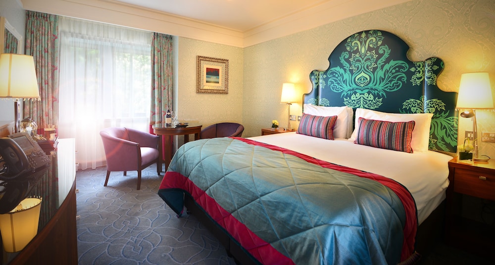 Clontarf Castle Hotel 12/61