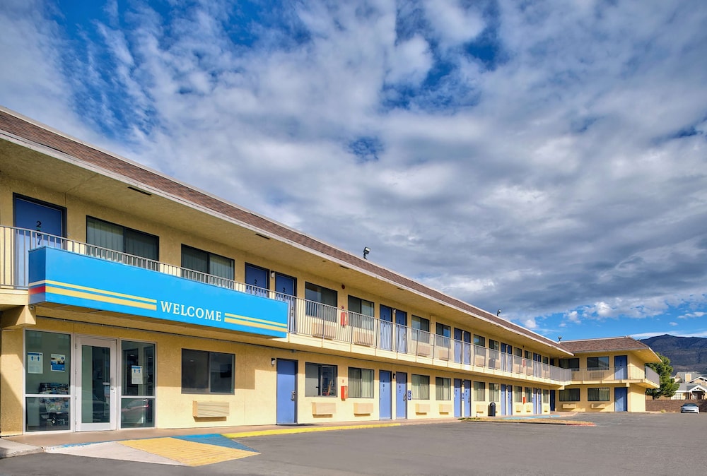 Motel6 Alamogordo, NM 8/59