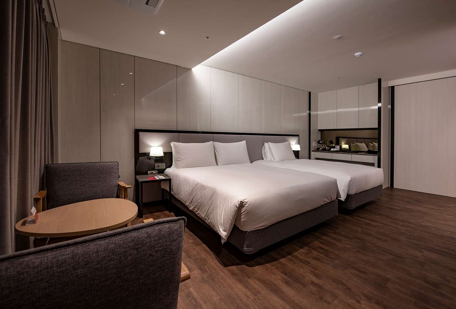 Ramada Suites by Wyndham Geoje 17/48