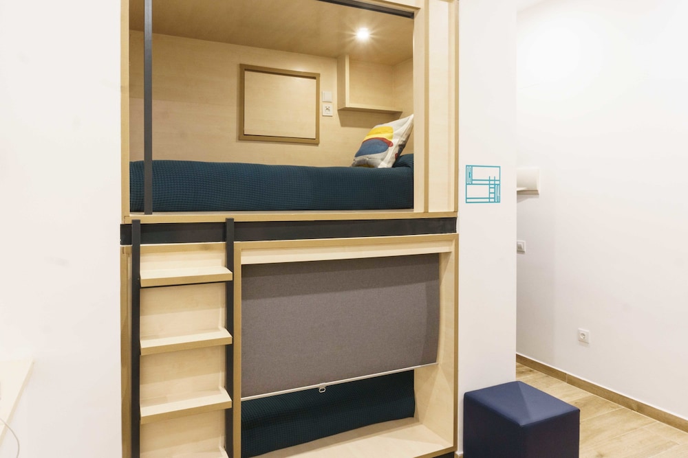 Take Hostel Conil 3/34