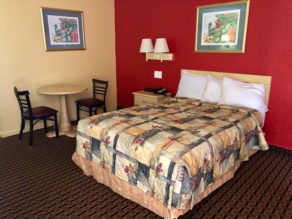 Americas Best Value Inn Sarasota Downtown 25/40