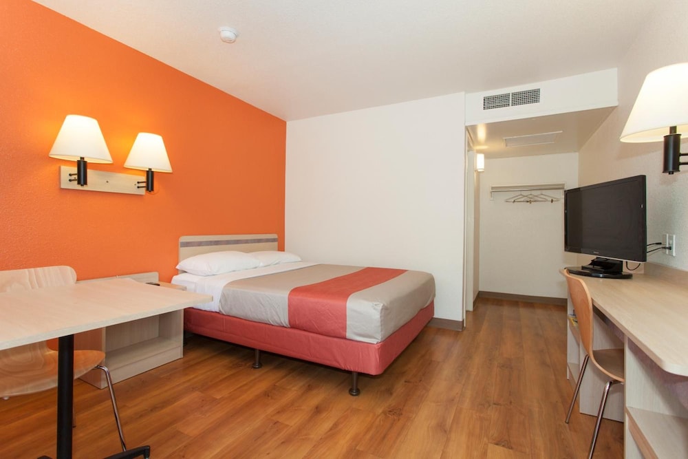 Motel 6 Davis - Sacramento Area 33/58