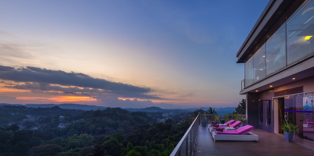 View 360 8/66