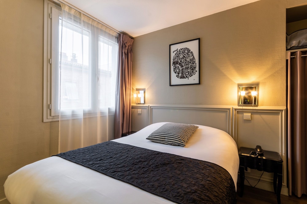 HOTEL DE FRANCE 18/55