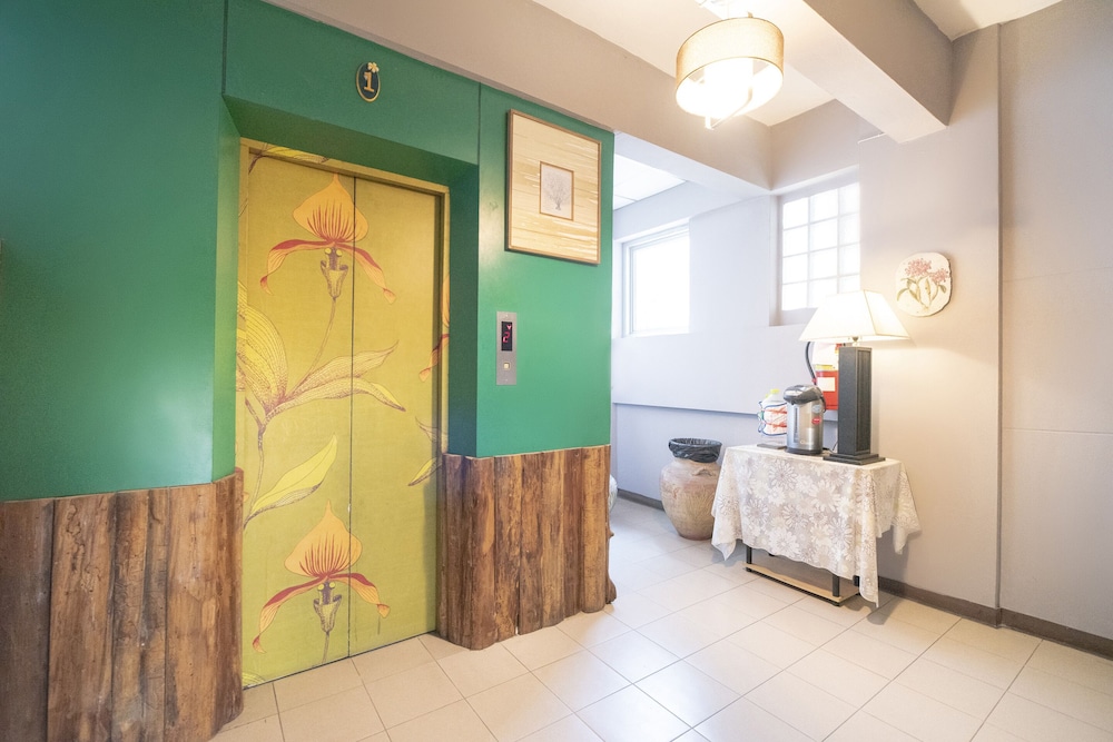 lobby
