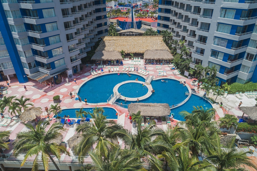 Playa Suites Acapulco 3/64