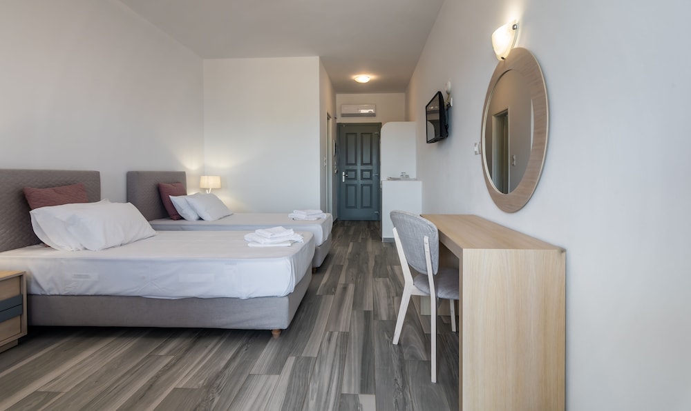 DELUXE, SEA VIEW, GROUND FLOOR