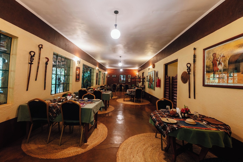 Octagon Lodge 30/50
