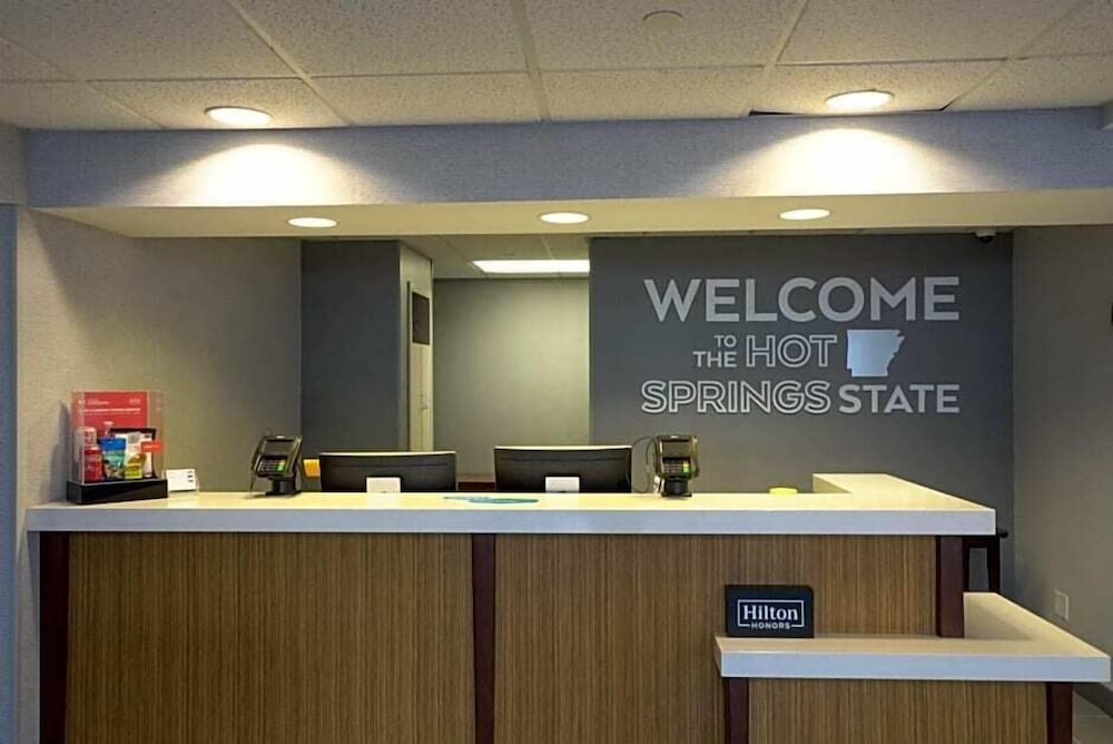 Hampton Inn Bentonville-Rogers 9/50