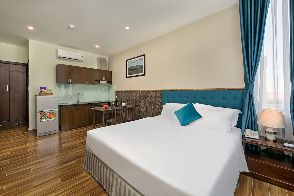 Celina Hotel & Apartment 9/25