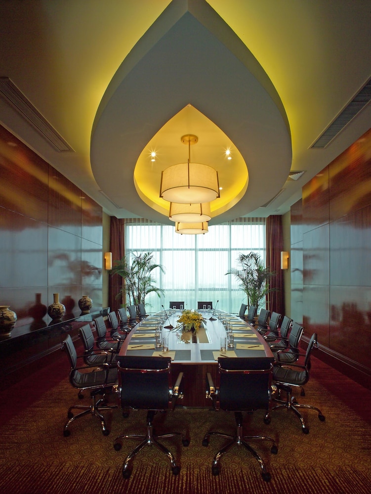 Songjiang New Century 28/32