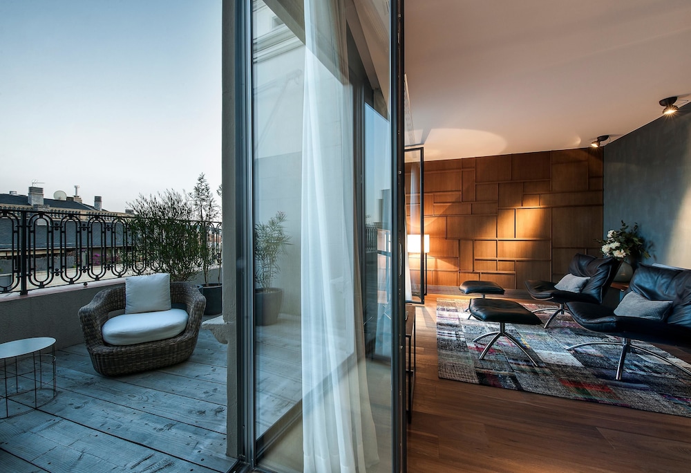 Alma Barcelona 24/74