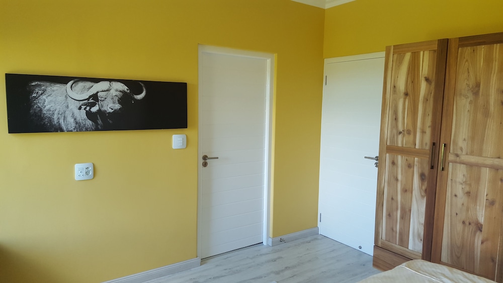 Constantia Cottages 5/50
