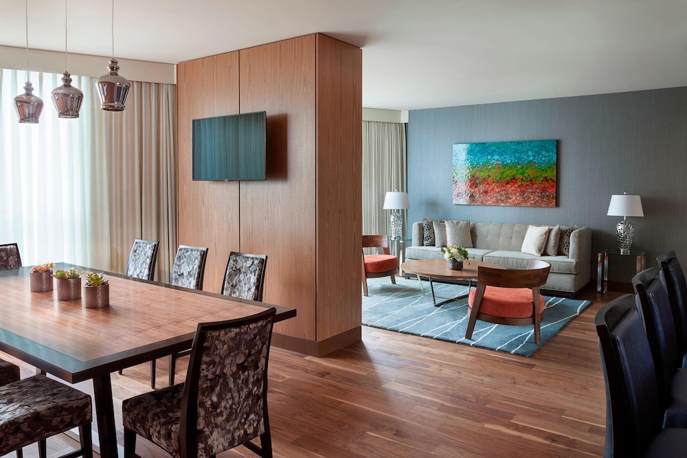 Vancouver Marriott Pinnacle Downtown 38/81