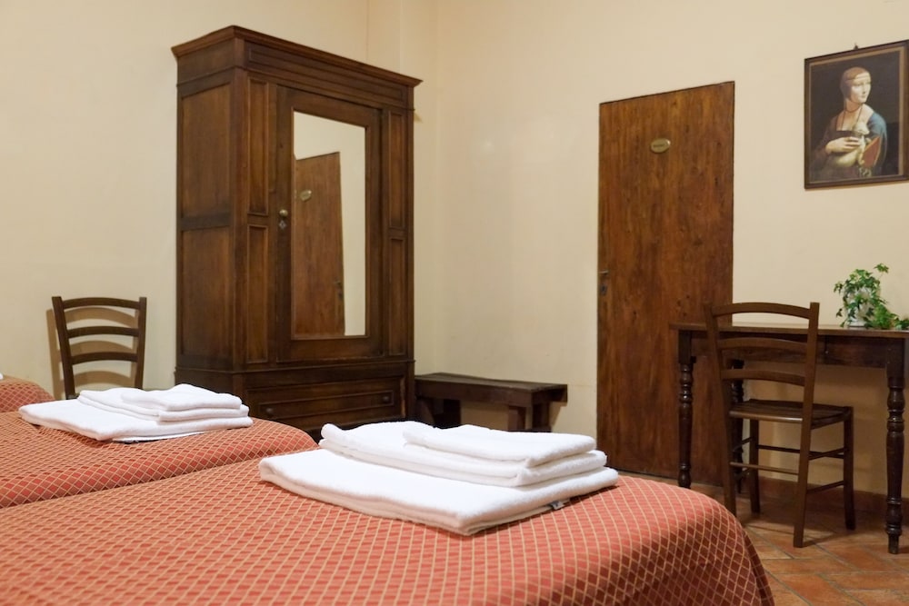 Casa Per Ferie Santo Nome Di Gesu 22/62
