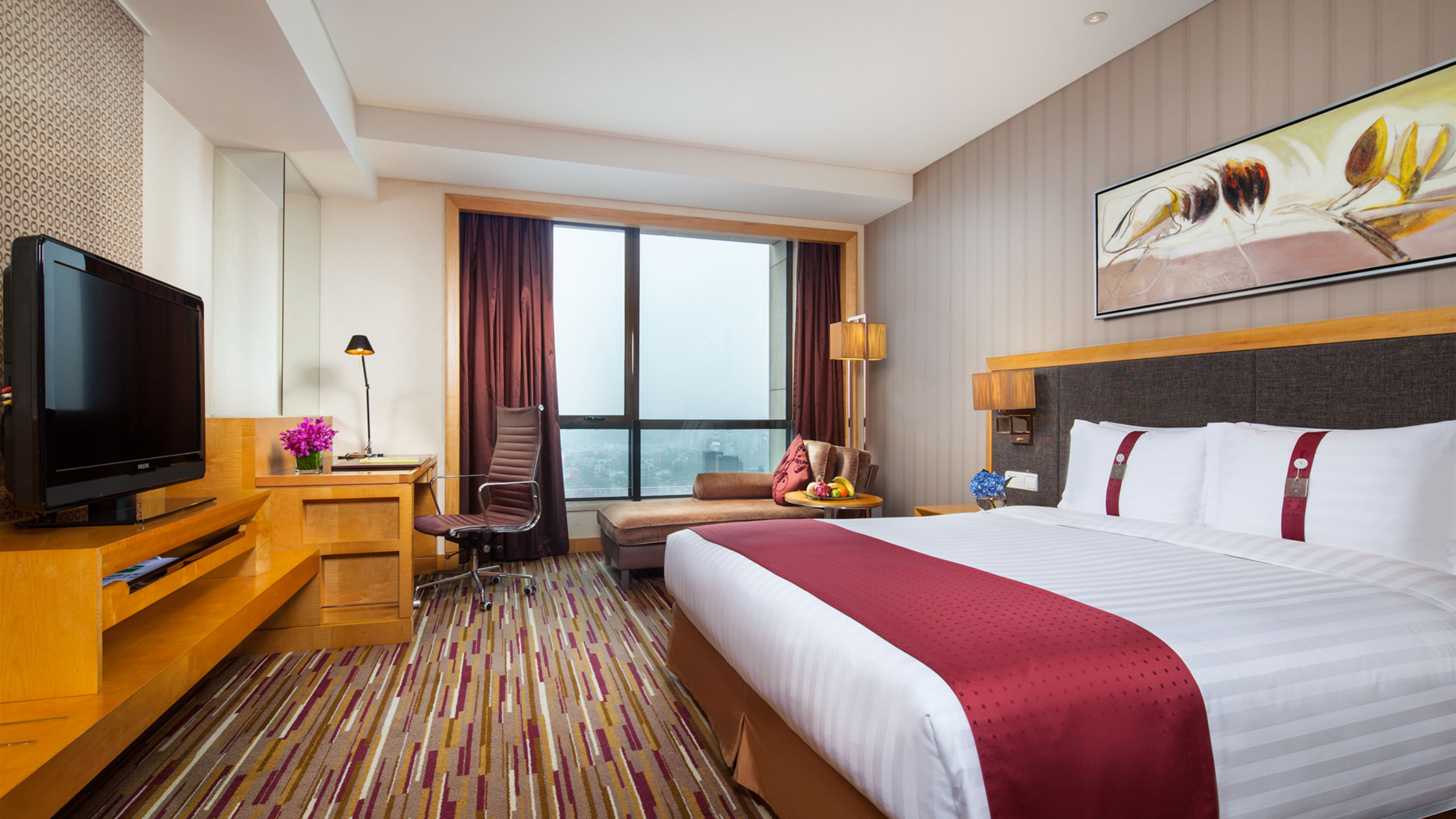 Crowne Plaza Shanghai Jinxiu by IHG 24/74