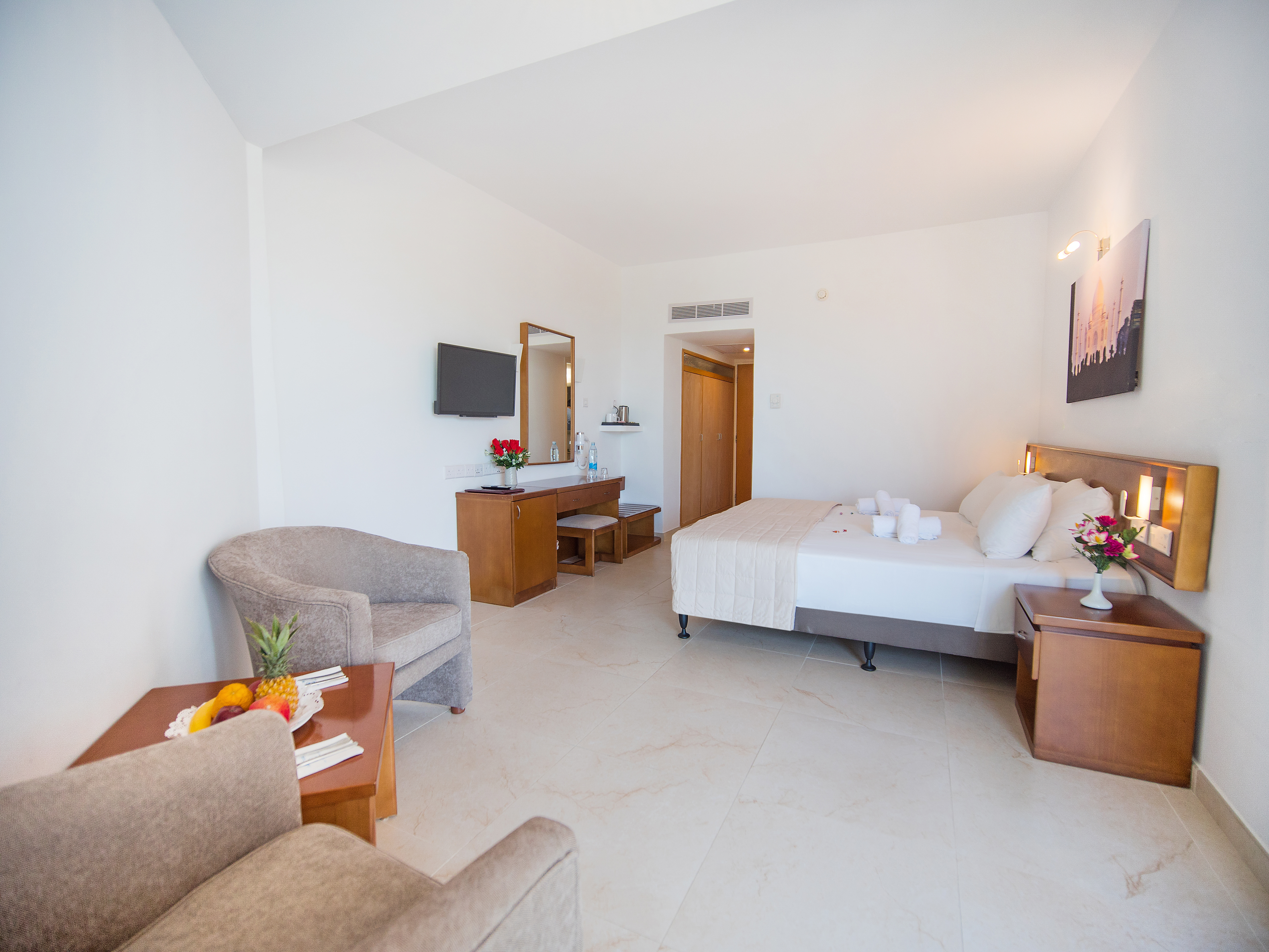 Twin/Double Room Standard Side Sea View، Avlida Hotel 3/6