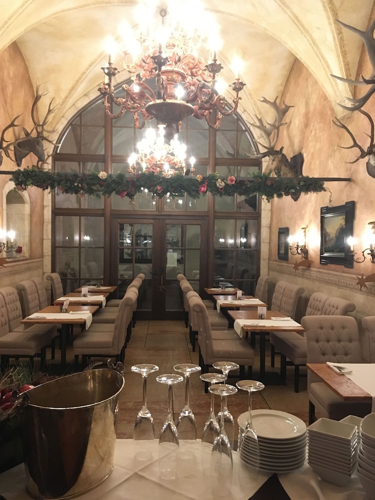 Boutique Hotel Schloss Matzen 53/67