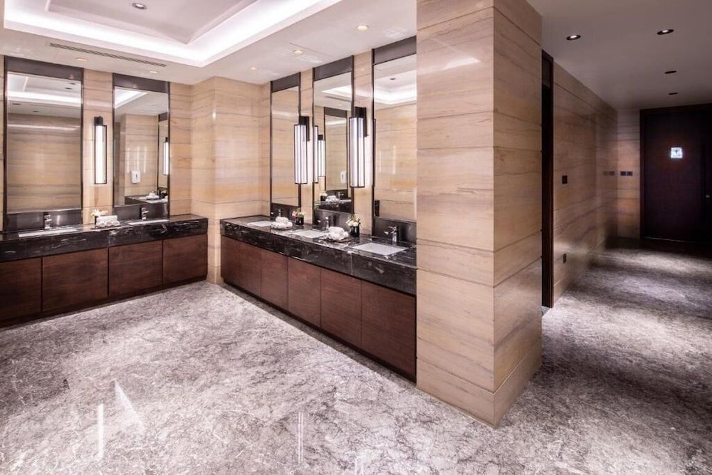 Lobby at Braira Al Nakheel Hotel, RIYADH