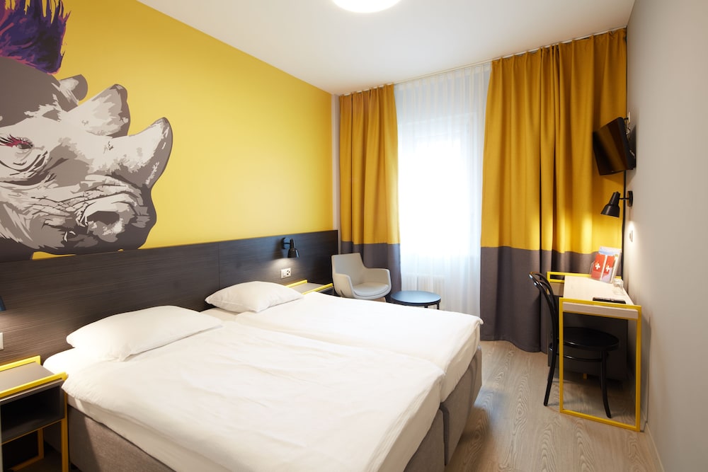 Hotel Crystal 6/50