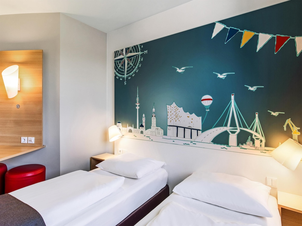 ROOM, TRIPLE, 3 BEDS
