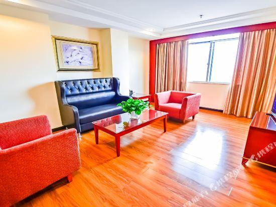 Jtour Inn (Yangjiang City Government) 32/48